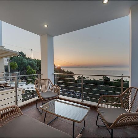 Nikole'S Villas Luxury 180M2 Tirós Exteriér fotografie