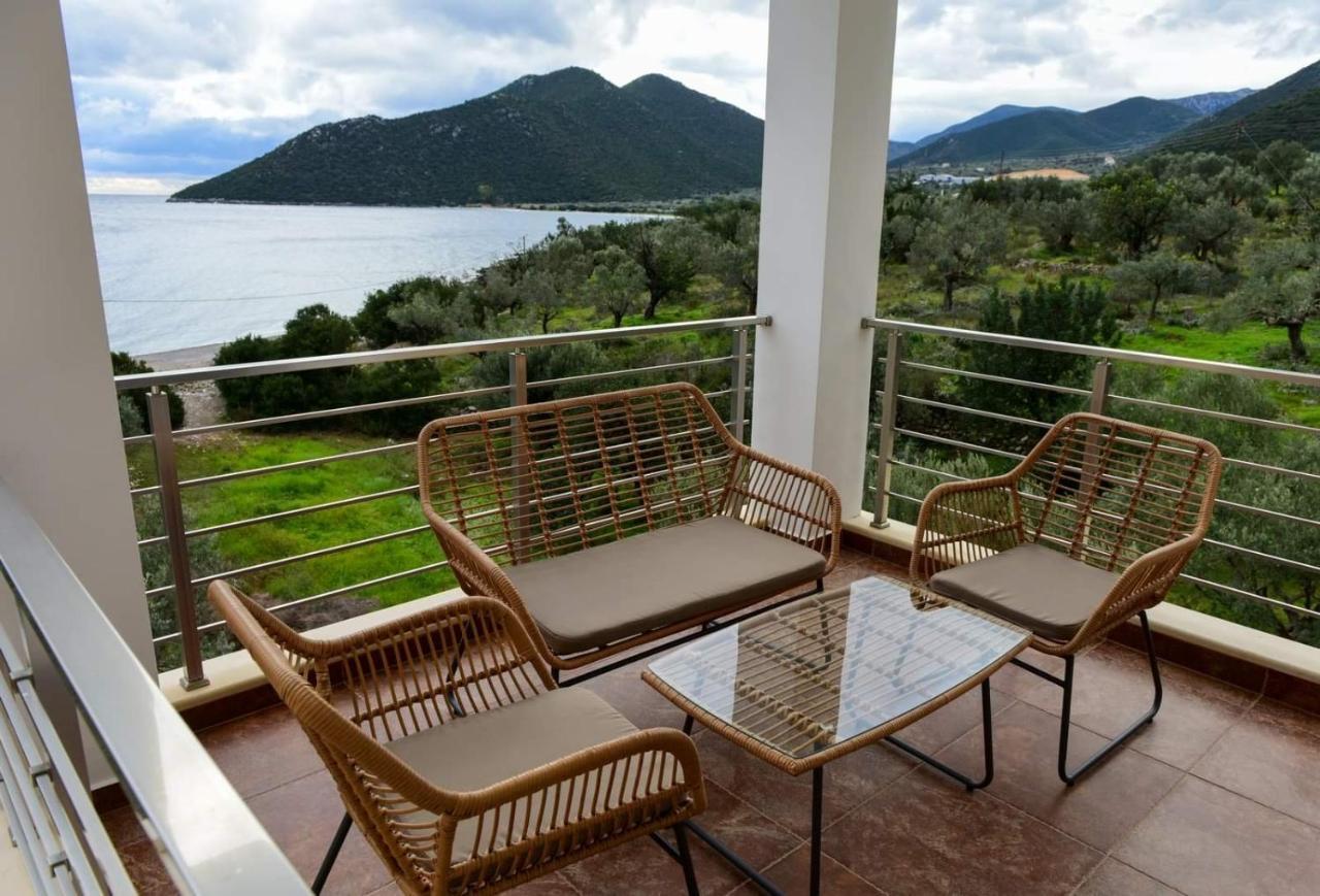Nikole'S Villas Luxury 180M2 Tirós Exteriér fotografie