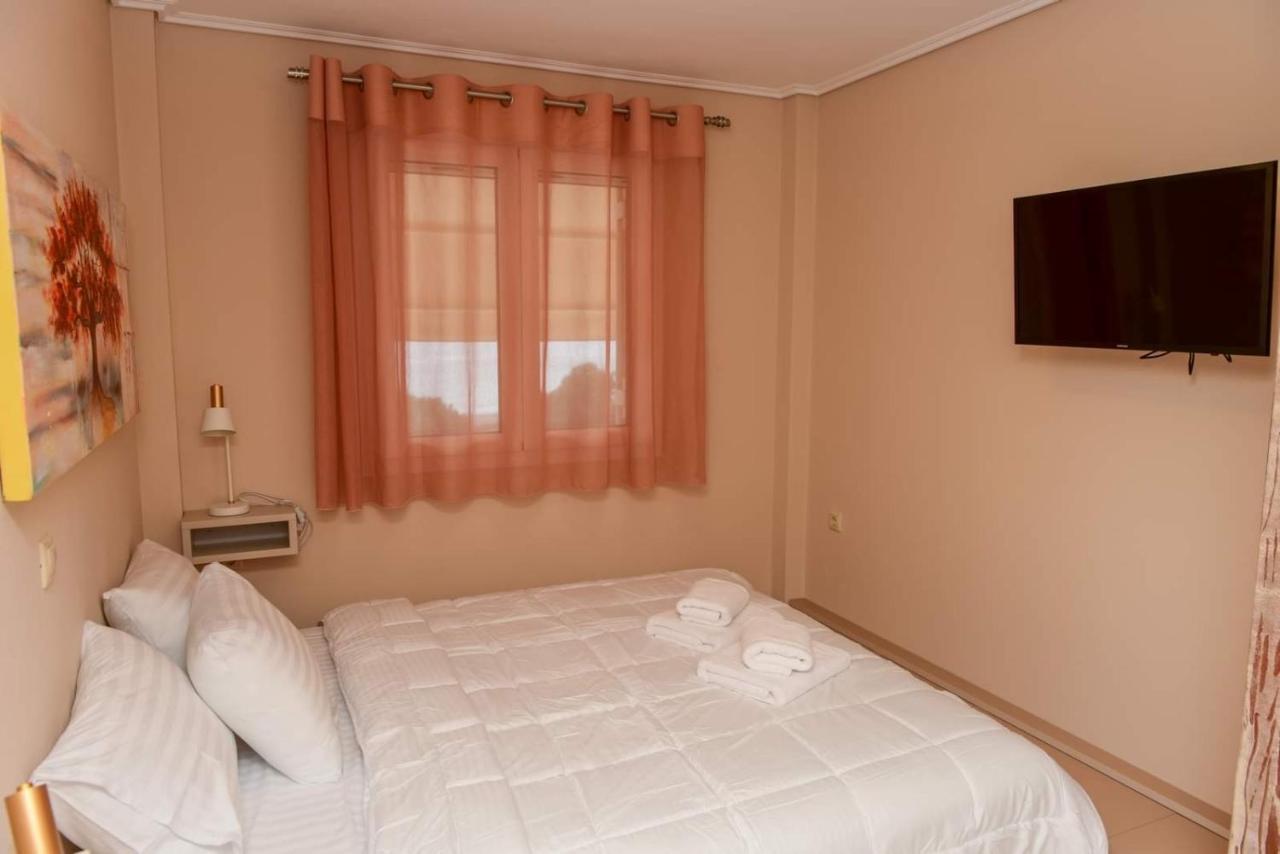 Nikole'S Villas Luxury 180M2 Tirós Exteriér fotografie