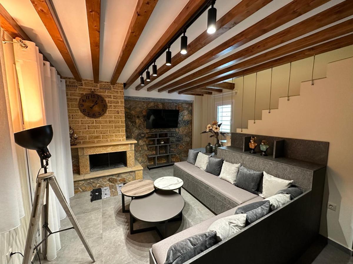 Nikole'S Villas Luxury 180M2 Tirós Exteriér fotografie