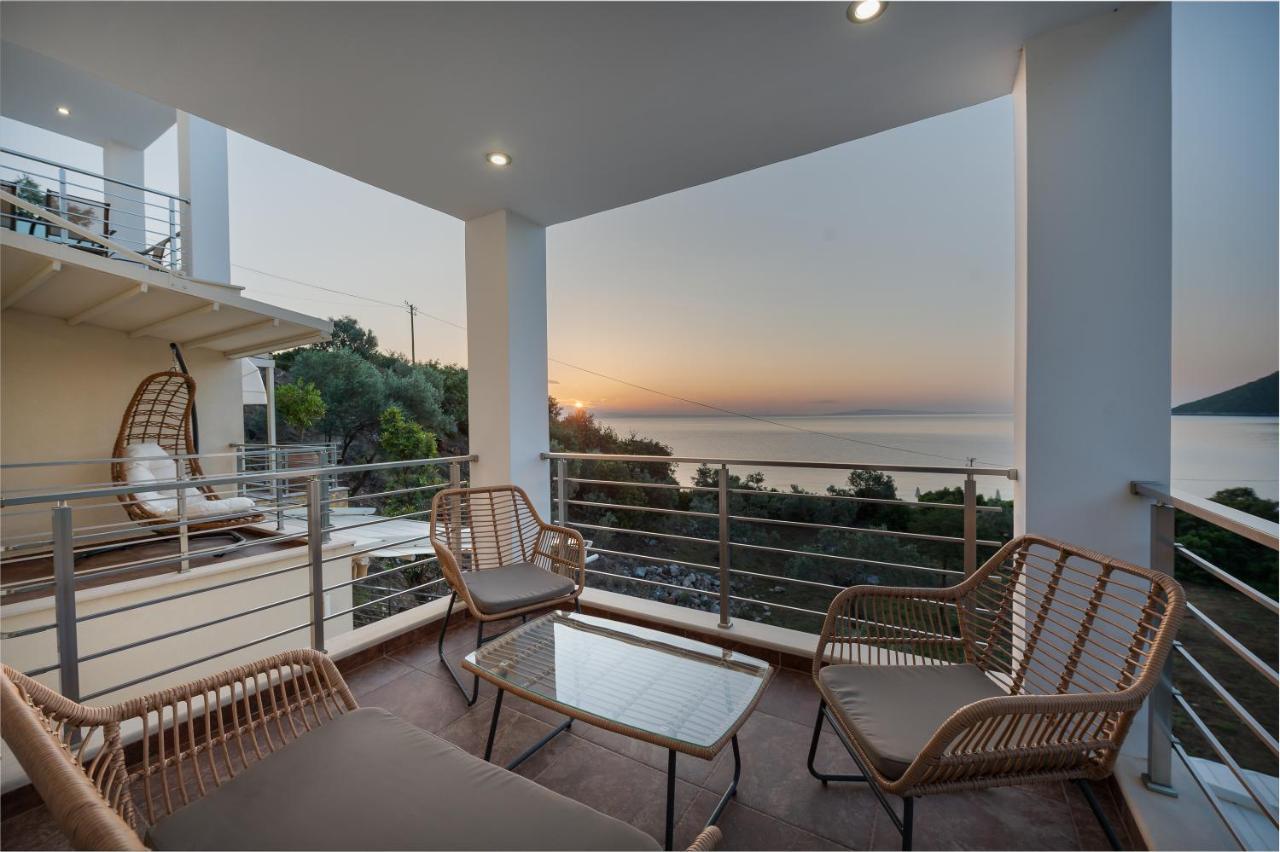 Nikole'S Villas Luxury 180M2 Tirós Exteriér fotografie