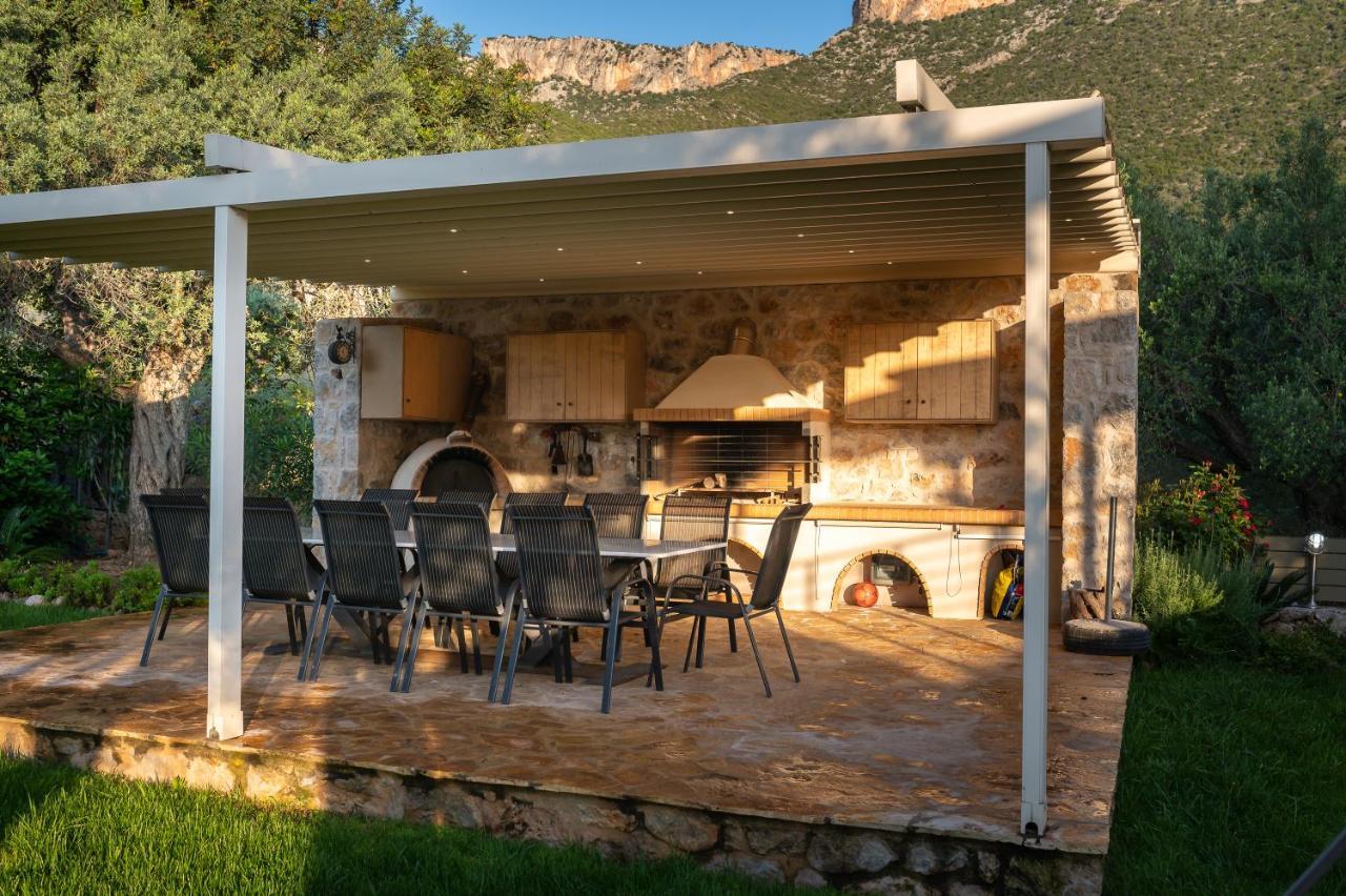 Nikole'S Villas Luxury 180M2 Tirós Exteriér fotografie